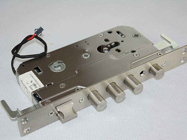 南澳24小时上门开锁公司